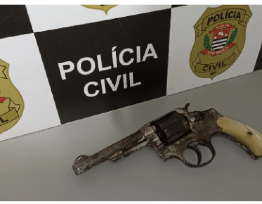 revolver-escola-queiroz-170223-501x290