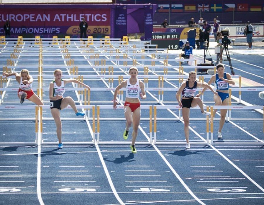 running-g8ab6eff52_640