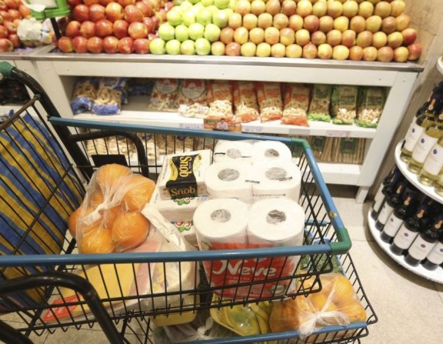 supermercado-compras-economia-240223-768x459
