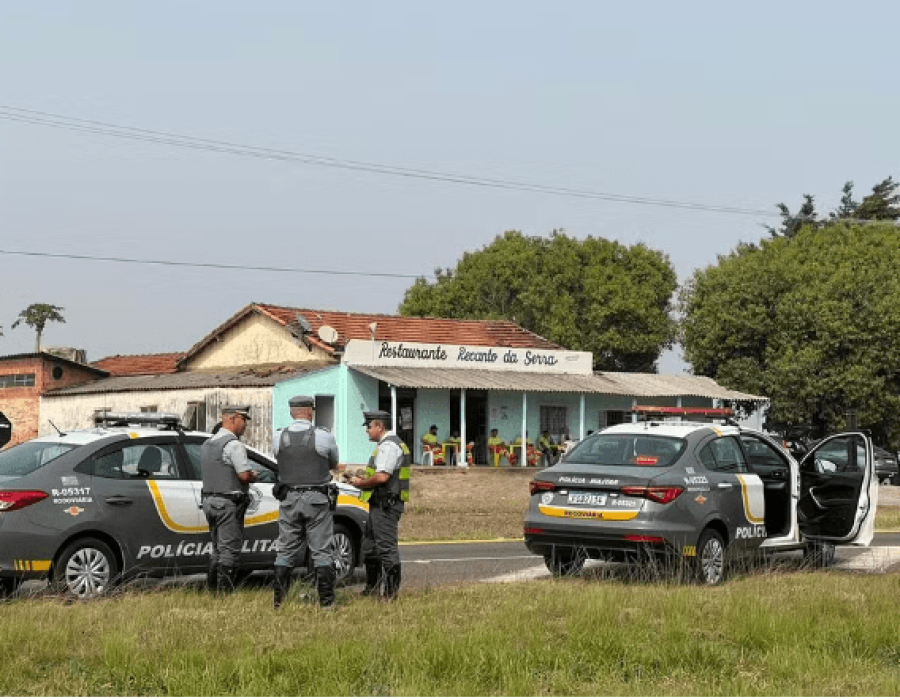 Acidente na Rodovia Marechal Rondon deixa uma vítima fatal — Foto: Adriano Baracho/TV TEM